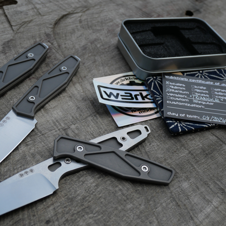 TITAN - triangle dark wash - Griffschalen für das AK1 - Titan Grade 5 (Ti 6AI 4V)