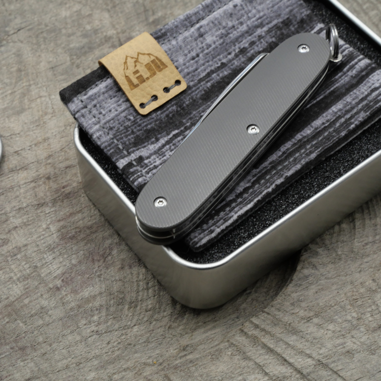 TITAN - contoured lines zero-nine - dark wash - fertig montiertes Taschenmesser - Titan Grade 5  (Ti 6AI 4V)  - 93mm