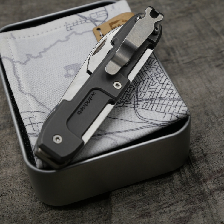 TITAN - asymmetric dark wash  mit Clip - fertig montiertes Taschenmesser - Titan Grade 5  (Ti 6AI 4V)  - 93mm