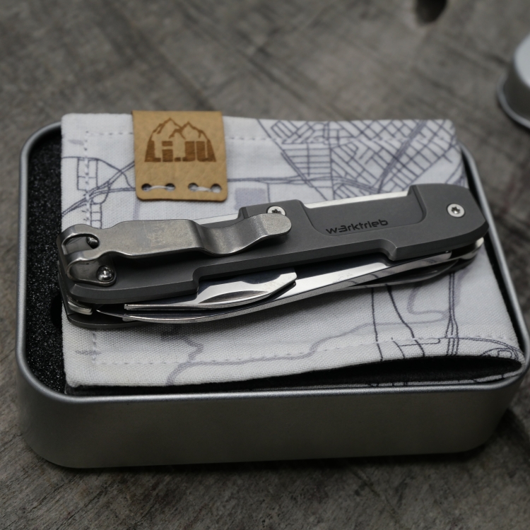 TITAN - asymmetric dark wash  mit Clip - fertig montiertes Taschenmesser - Titan Grade 5  (Ti 6AI 4V)  - 93mm