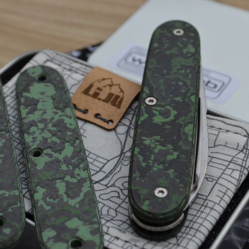 FATCARBON - JUNGLE WEAR  - Griffschalen oder montiertes Taschenmesser - grün - 93mm