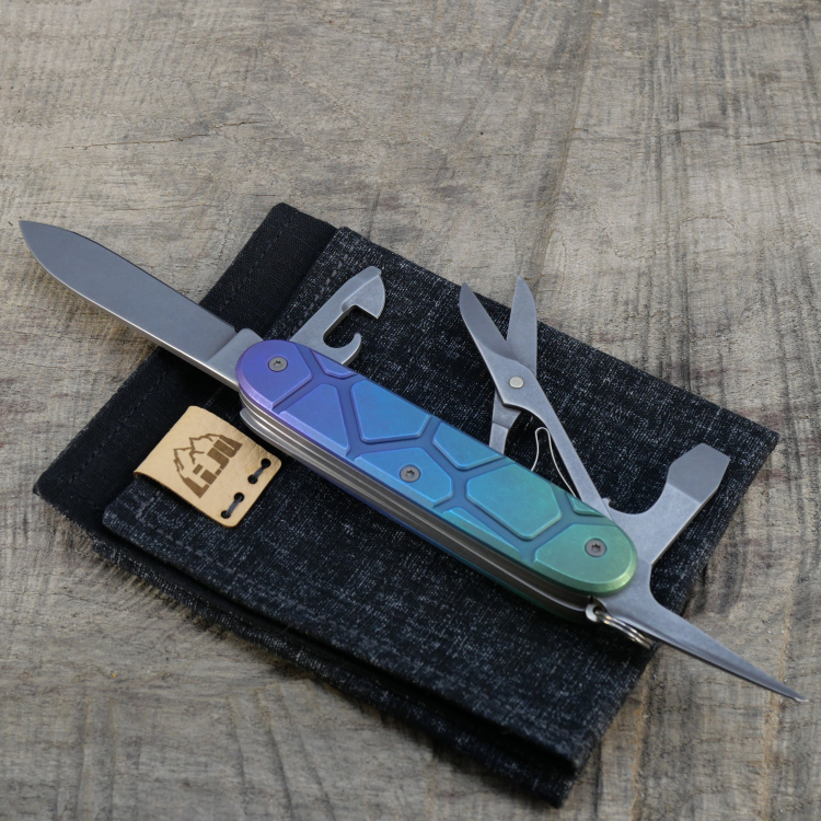 Li.JU MOD - TITAN - VORONOI - anodisiert, stonewashed - PIONEER X - Titan Grade 5  (Ti 6AI 4V)  - 93mm