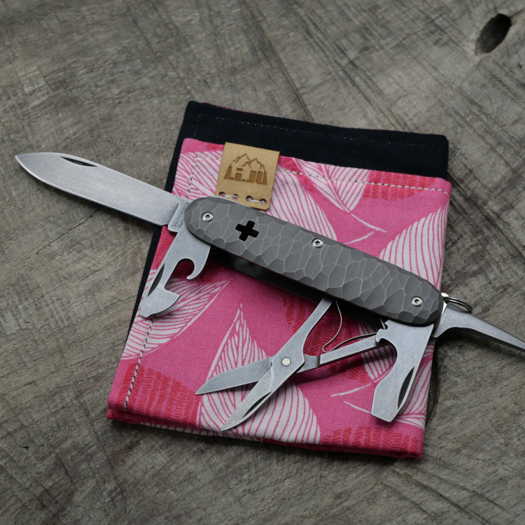 TITAN rockfinish handmade dark wash - Griffschalen oder montiertes Taschenmesser - Titan Grade 5  (Ti 6AI 4V)  - 93mm