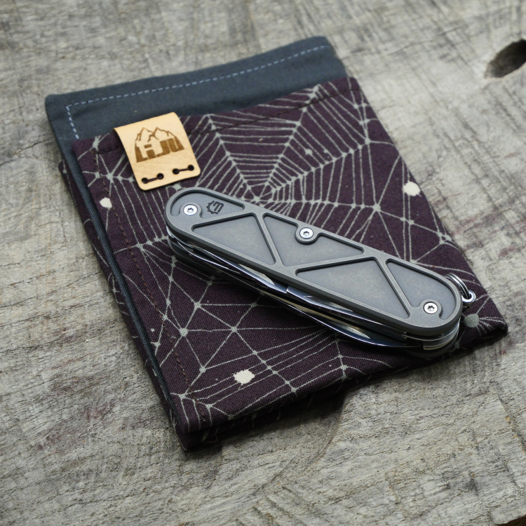 TITAN - TRIANGLE - dark wash - Griffschalen oder montiertes Taschenmesser - Titan Grade 5  (Ti 6AI 4V)  - 91mm