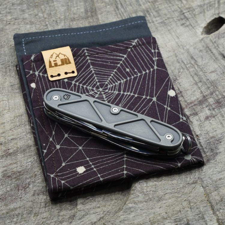 TITAN - TRIANGLE - dark wash - Griffschalen oder montiertes Taschenmesser - Titan Grade 5  (Ti 6AI 4V)  - 93mm