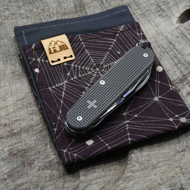 Preview: TITAN - OLDCROSS - dark wash - Griffschalen oder montiertes Taschenmesser - Titan Grade 5  (Ti 6AI 4V)  - 91mm