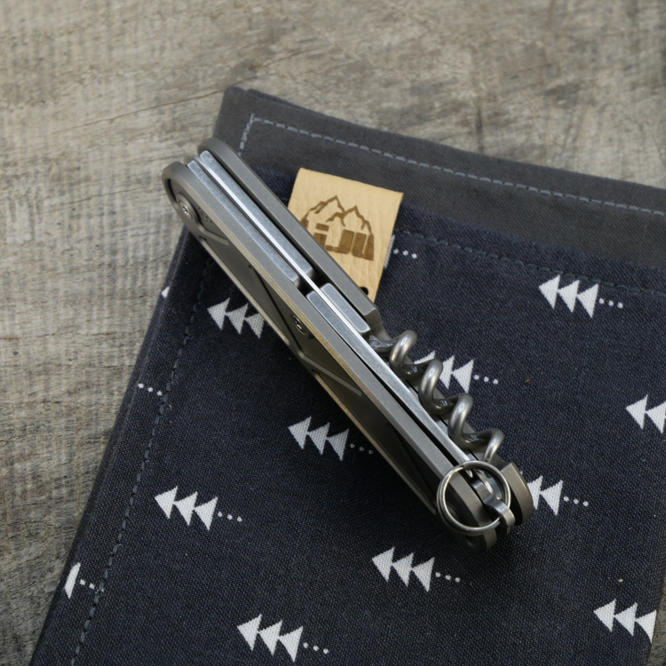 TRIANGLE- Spartan - acidstonewash, fertig montiertes Taschenmesser - Titan Grade 5  (Ti 6AI 4V)  - 91mm