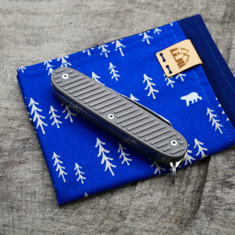 GRIP3- PROTOTYP - PIONEER-X - dark wash - fertig montiertes Taschenmesser - Titan Grade 5  (Ti 6AI 4V)  - 93mm