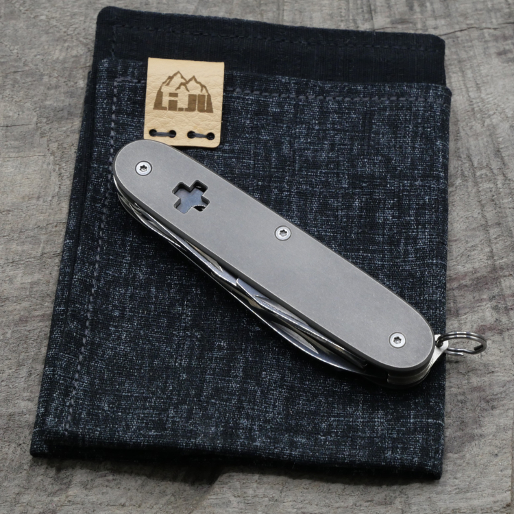 Preview: TITAN - SLIM CUTOUT CROSS - used wash - PIONEER X - Titan Grade 5  (Ti 6AI 4V)  - 93mm