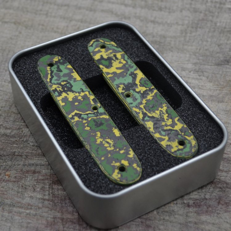 FATCARBON - TOXIC STORM - Griffschalen oder montiertes Taschenmesser - grün/gelb/grau