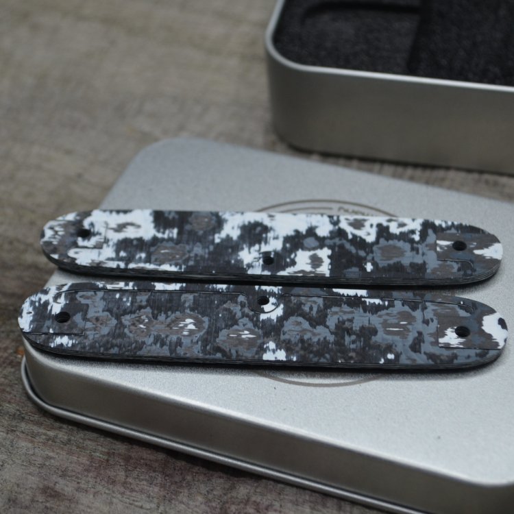 FATCARBON - WHITE STORM - Griffschalen oder montiertes Taschenmesser - weiß/grau/schwarz