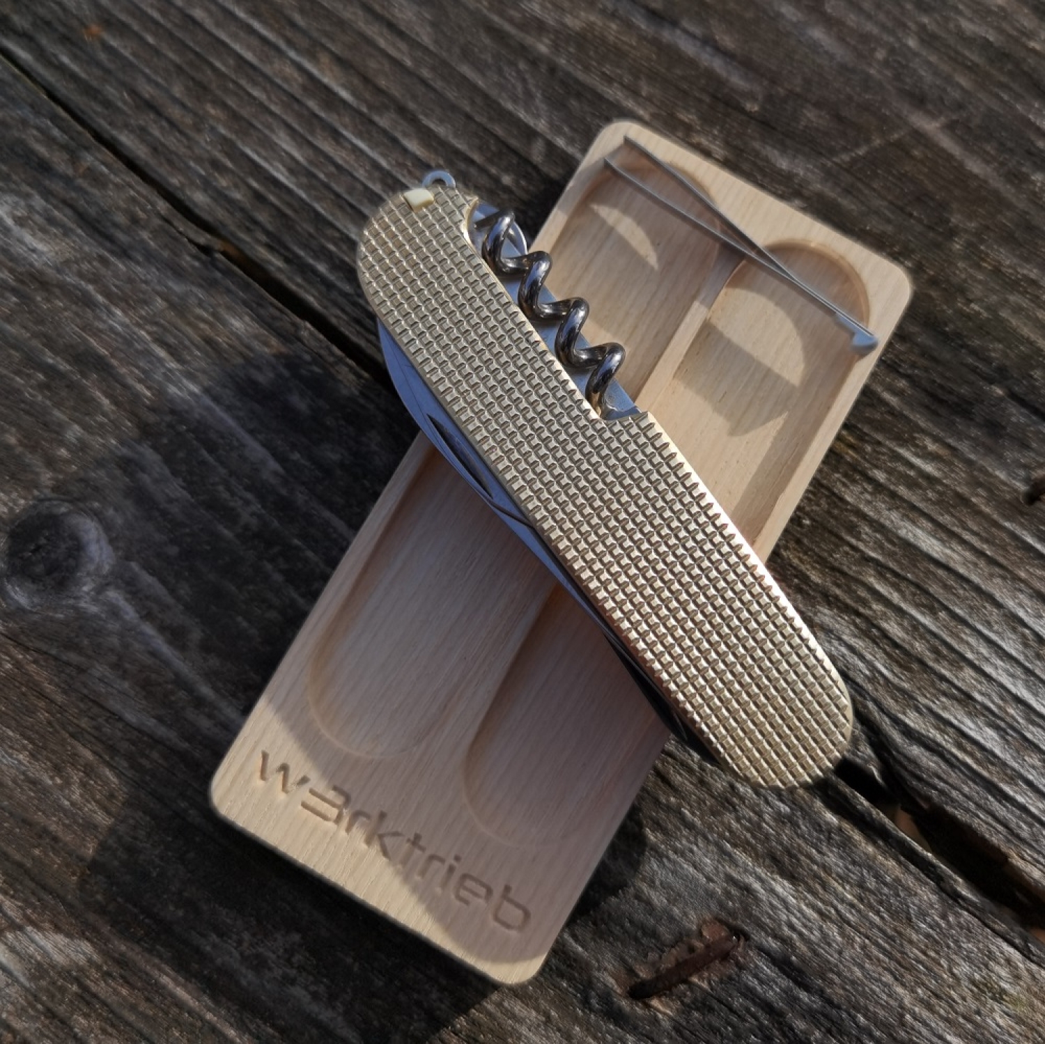 BRASS - oldcross - scales or mounted pocket knife - 91mm