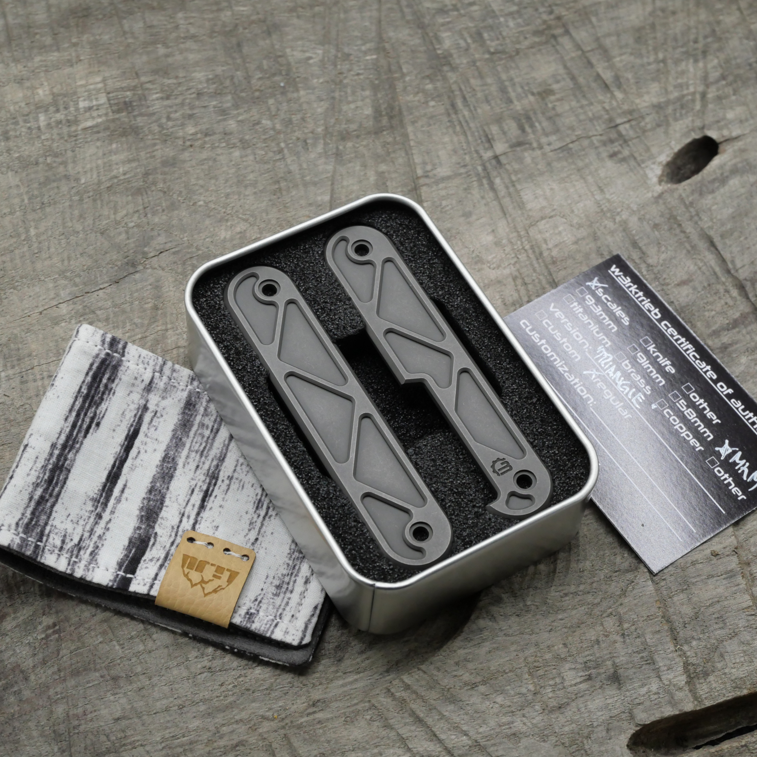 TITAN - triangle dark wash - Griffschalen für MKM Malga - Titan Grade 5 (Ti 6AI 4V)