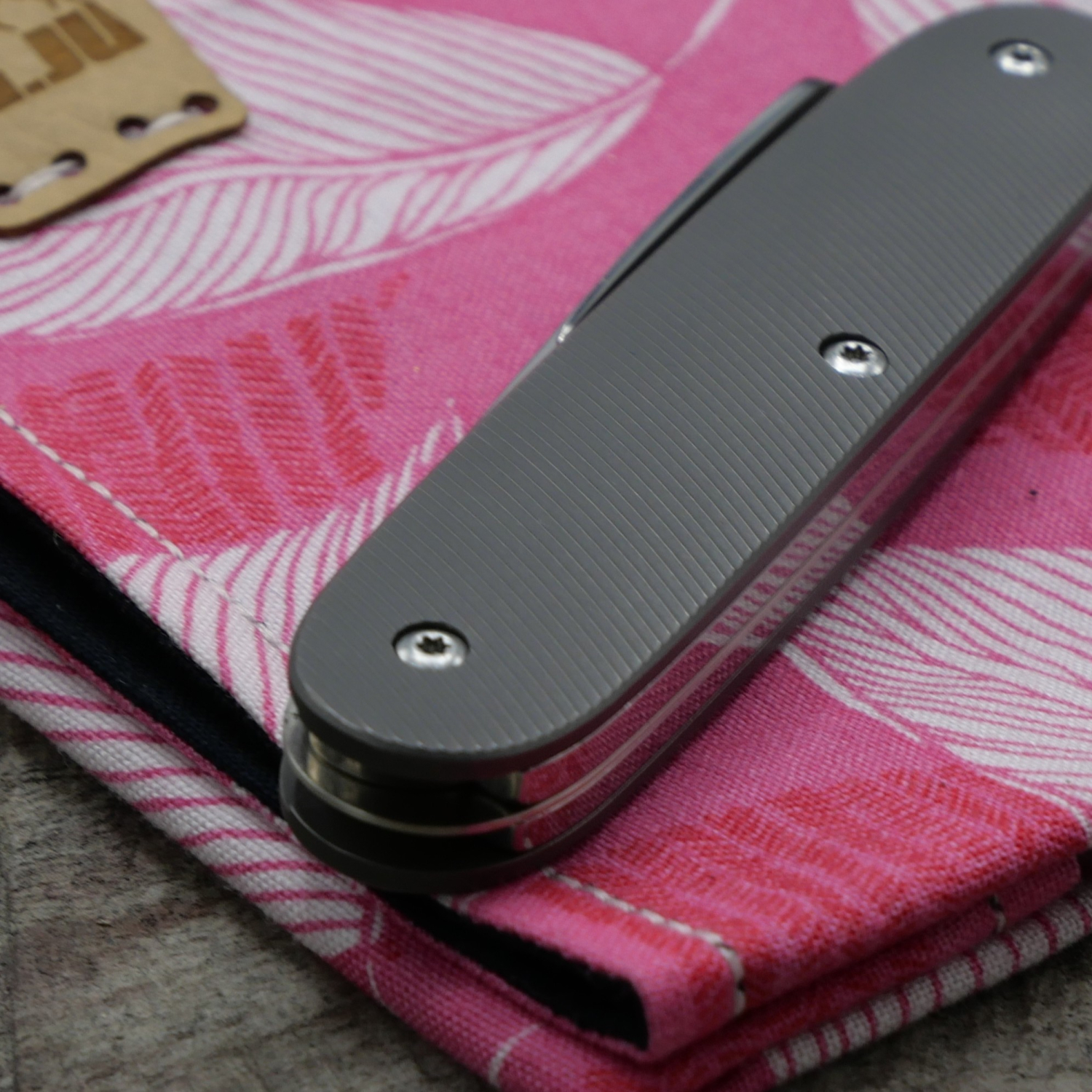 TITAN - CONTURED LINES zero nine - dark wash - fertig montiertes Taschenmesser - Titan Grade 5  (Ti 6AI 4V)  - 93mm