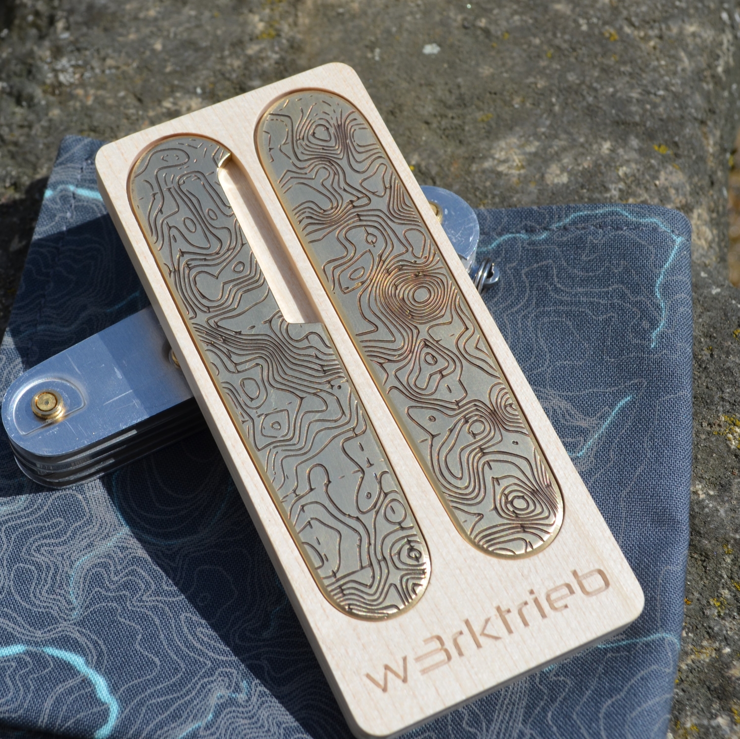 BRASS - TOPO - contour lines - scales or mounted pocket knife - 91mm