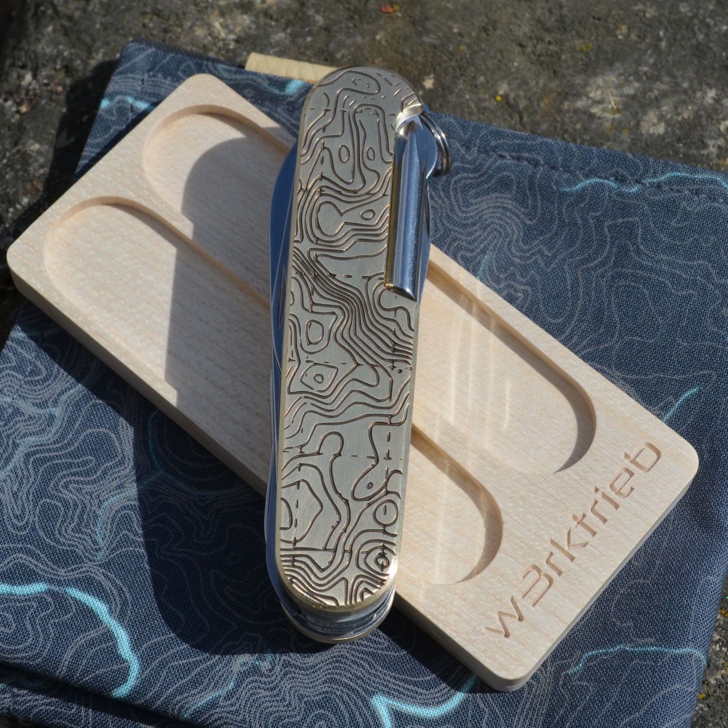 BRASS - TOPO - contour lines - scales or mounted pocket knife - 91mm