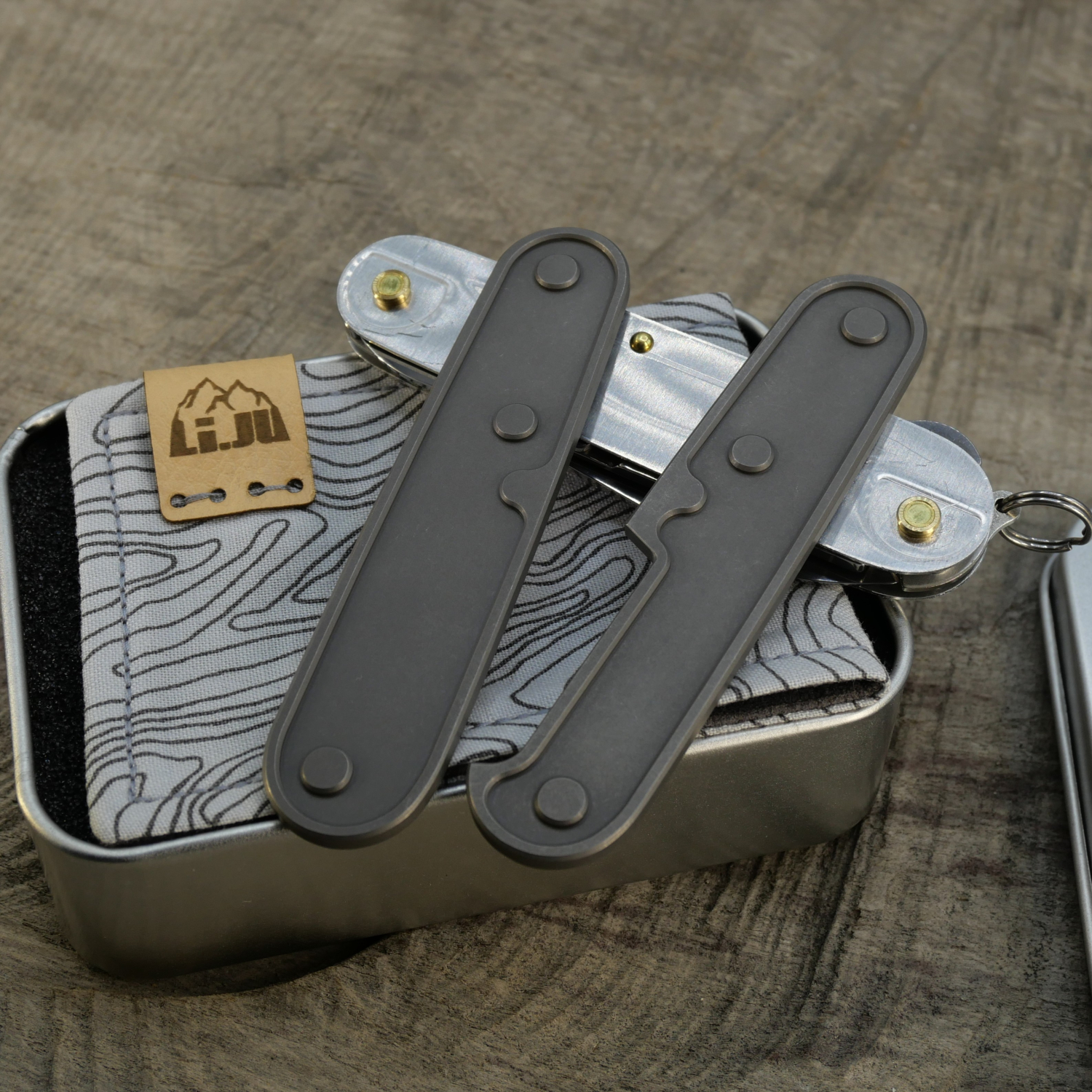 TITAN - FRAME dark wash - ti - Griffschalen oder montiertes Taschenmesser - Titan Grade 5  (Ti 6AI 4V) - 91mm