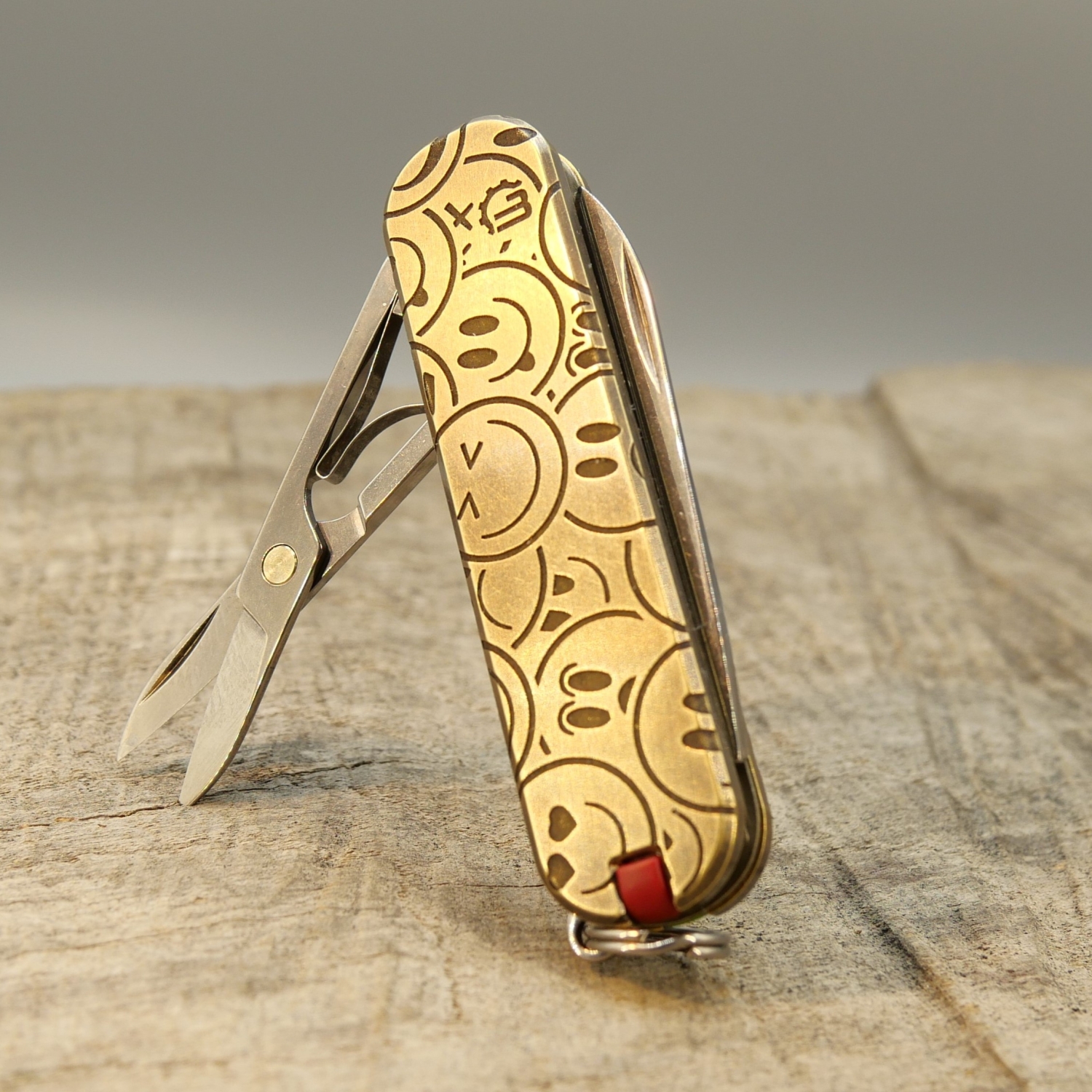 MESSING - SMILEY - Griffschalen oder montiertes Taschenmesser - 58mm