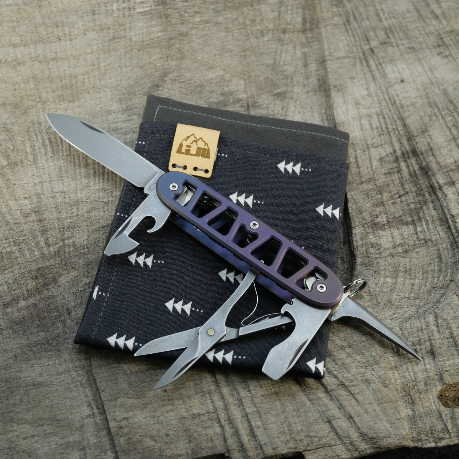 Li.JU MOD - SKELETON - PIONEER-X - anodisiert, stonewashed - Titan Grade 5 (Ti 6AI 4V) - 93mm