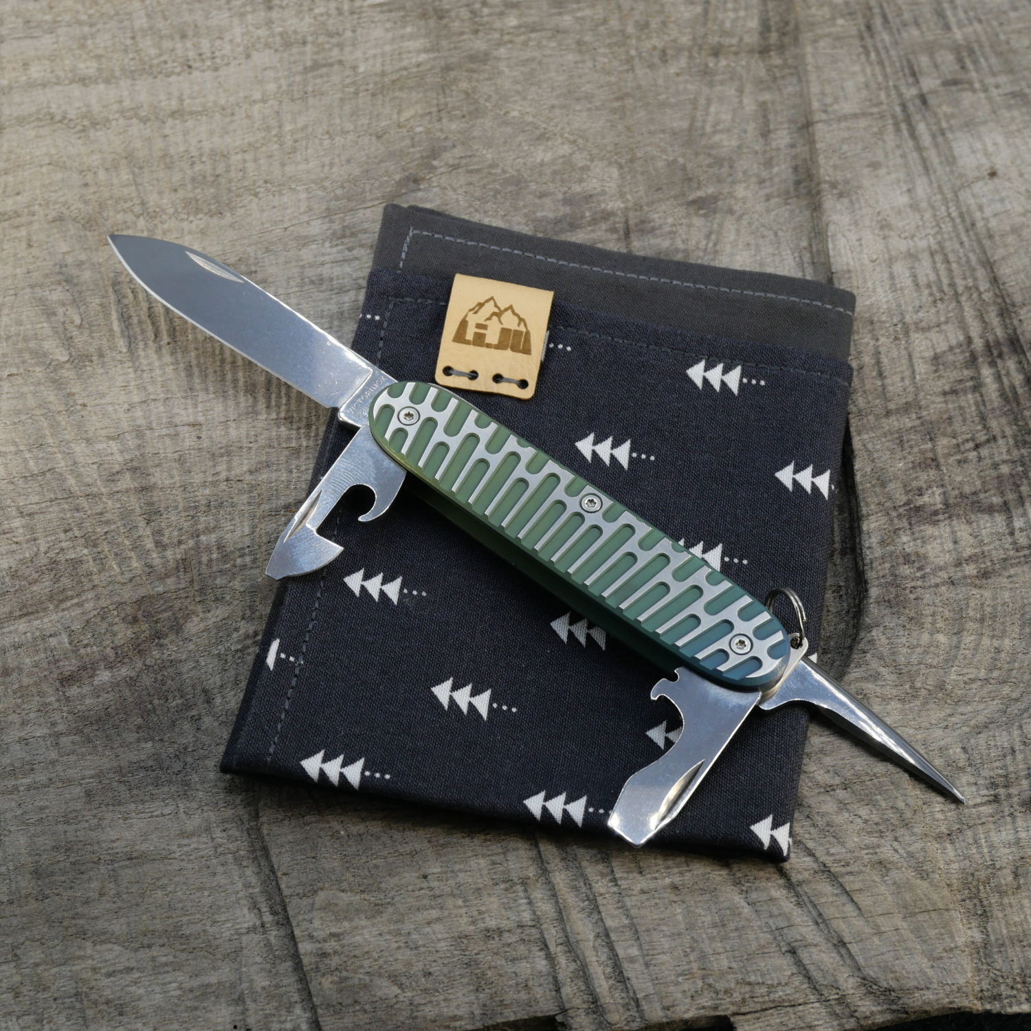 Li.JU MOD - ALIEN - PIONEER - anodisiert, poliert - Titan Grade 5 (Ti 6AI 4V) - 93mm