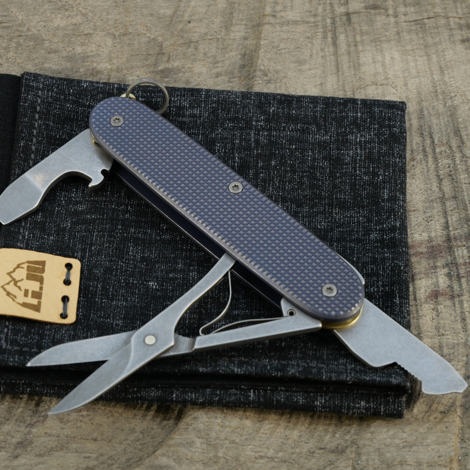 Li.JU MOD - TITAN - OLDCROSS - anodisiert stonewashed - COMPANION SLIM - Titan Grade 5  (Ti 6AI 4V)  - 93mm