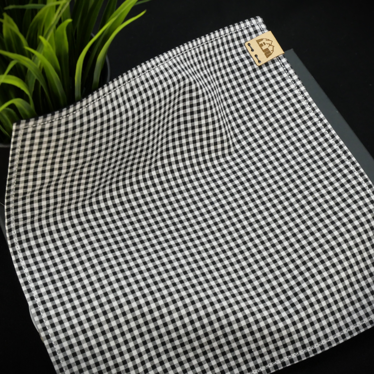 Li.JU Hank, LITTLE GINGHAM