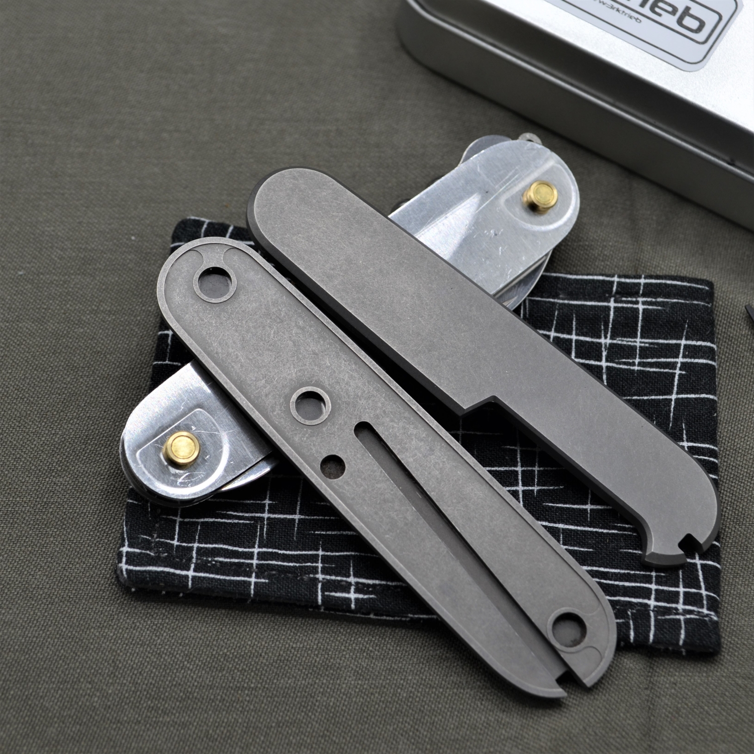 TITANIUM - oldcross - oc - scales or mounted pocket knife - Titan Grade 5  (Ti 6AI 4V) - 91mm