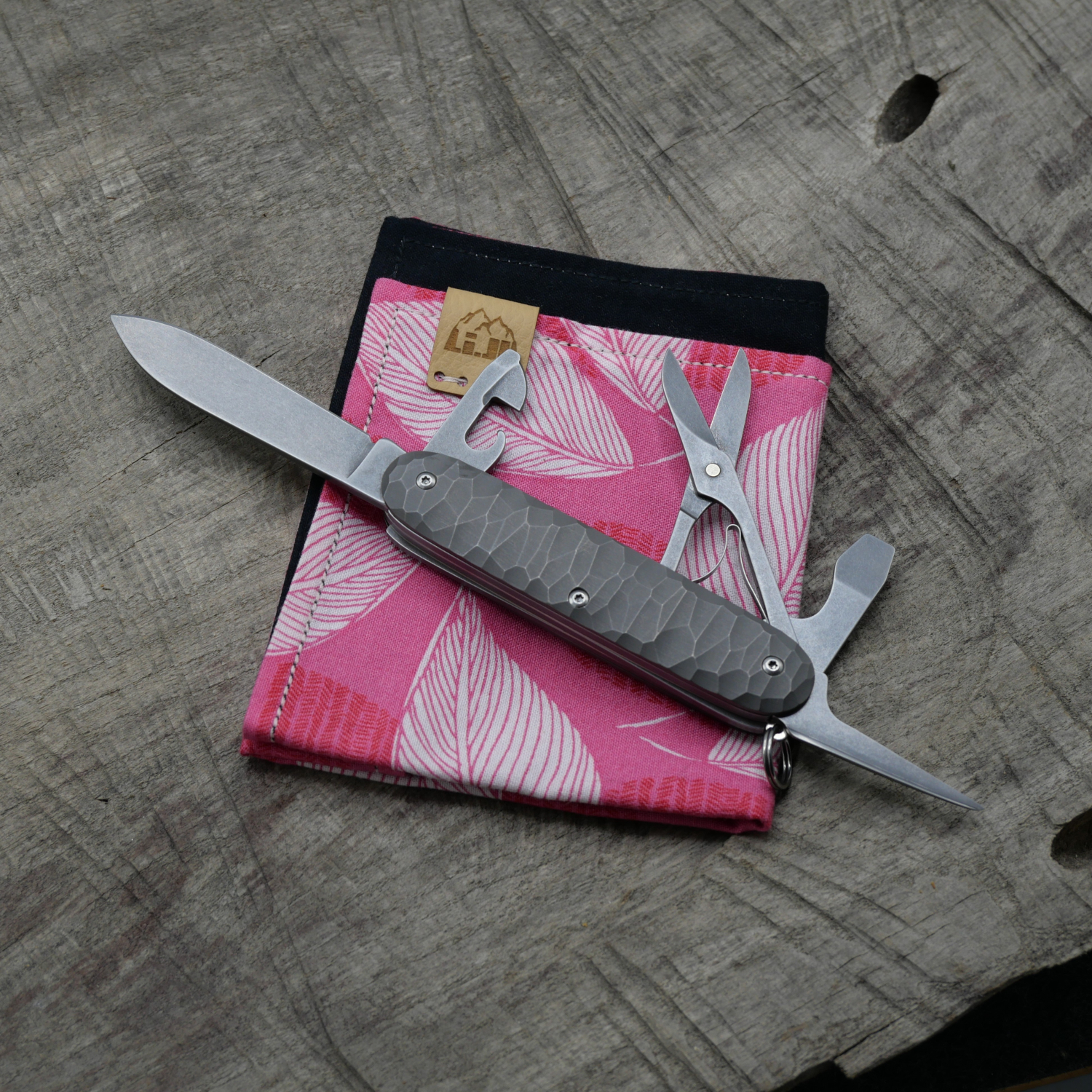 TITAN rockfinish handmade dark wash - Griffschalen oder montiertes Taschenmesser - Titan Grade 5  (Ti 6AI 4V)  - 93mm
