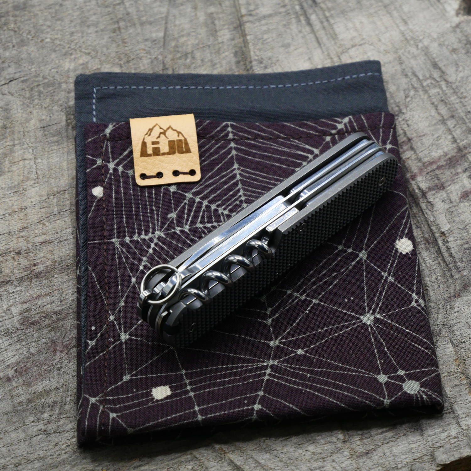 TITAN - OLDCROSS - dark wash - Griffschalen oder montiertes Taschenmesser - Titan Grade 5  (Ti 6AI 4V)  - 91mm