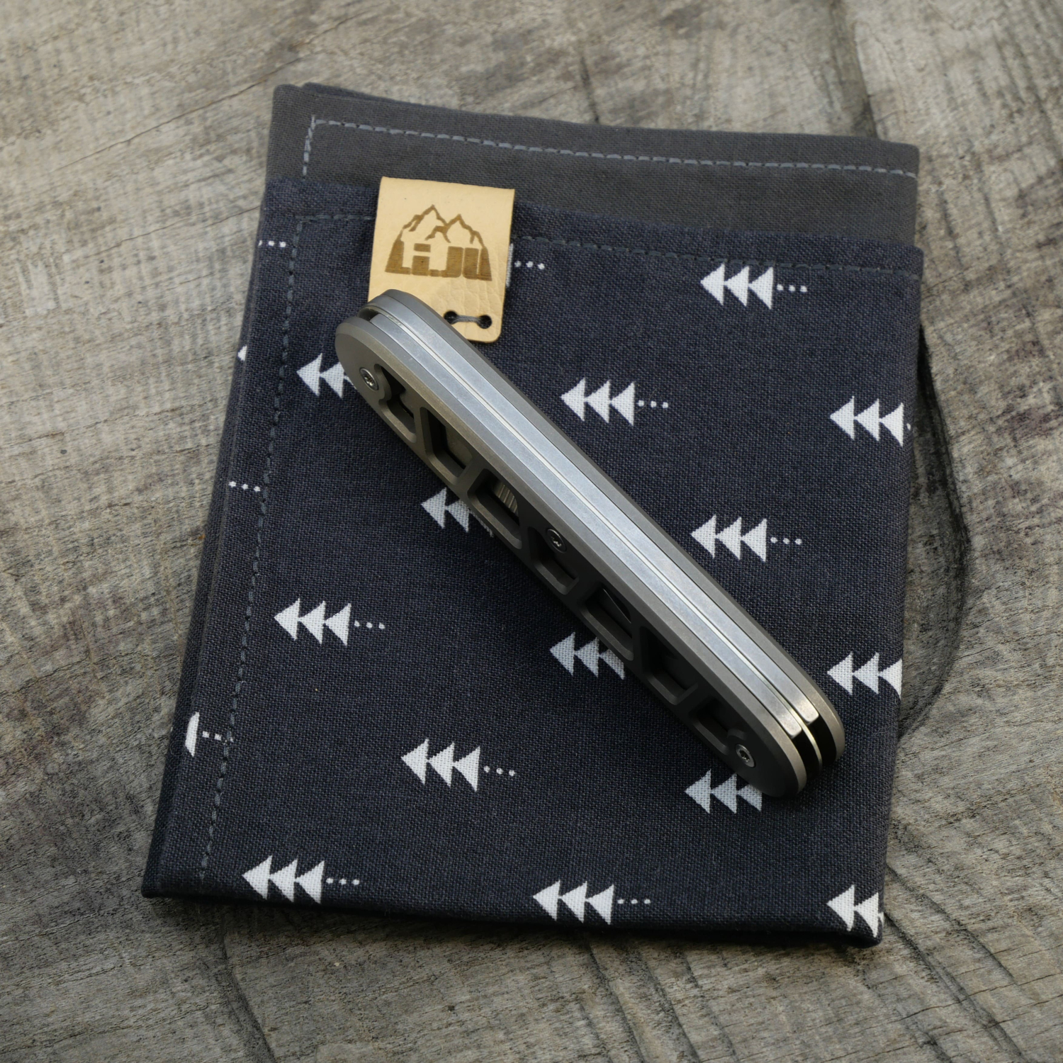 SKELETON - COMPANION SLIM- acidstonewash - fertig montiertes Taschenmesser - Titan Grade 5  (Ti 6AI 4V)  - 93mm